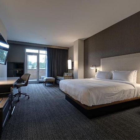 คอร์ตยาร์ด ไอโอวา ซิตี้ Hotel ไอโอวาซิตี ภายนอก รูปภาพ