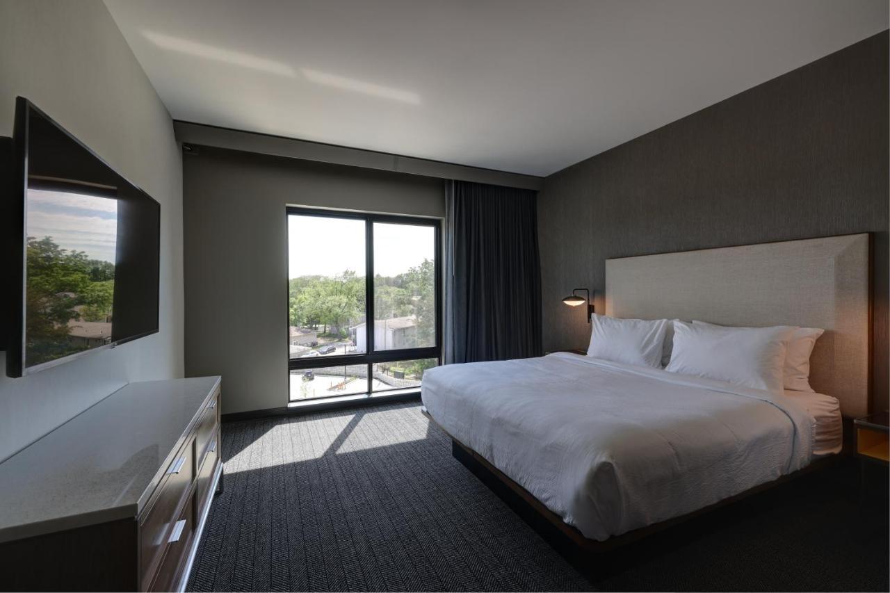 คอร์ตยาร์ด ไอโอวา ซิตี้ Hotel ไอโอวาซิตี ภายนอก รูปภาพ